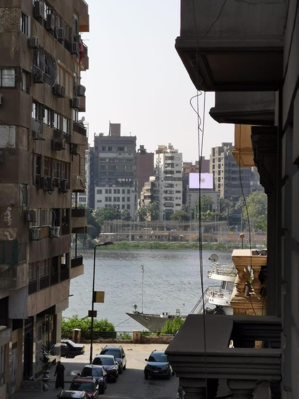 Apartment 2br With Nile Overlooking